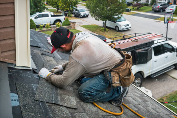 Professional Roof Replacement technician working in Drain, OR